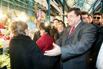 Εκλογή στο Δήμο Θεσσαλονίκης προεξοφλεί ο Γ.Καρατζαφέρης εφόσον θέσει υποψηφιότητα