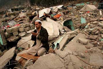 Έντονες αντιδράσεις για το βομβαρδισμό χωριού με στόχο τον Αλ Ζαουάχρι