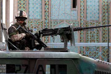 Στόχος βομβιστικής επίθεσης η καναδική δύναμη στο Αφγανιστάν