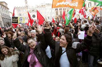 Διαδηλώσεις στην Ιταλία υπέρ του δικαιώματος των ομοφυλόφιλων στο «γάμο»