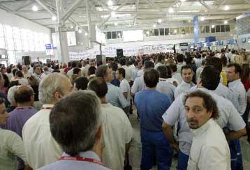 «Μίνι» Ολυμπιακή με περιορισμένο δίκτυο δρομολογίων σχεδιάζει η κυβέρνηση