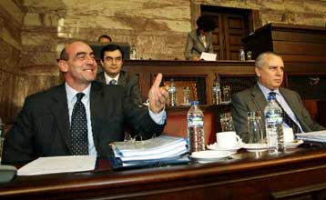 Ανικανότητα στο υπουργείο Δημόσιας Τάξης καταλογίζουν 19 βουλευτές του ΠΑΣΟΚ