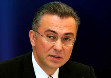 Τρεις εισηγήσεις για την αδειοδότηση των ραδιοτηλεοπτικών σταθμών από το ΕΣΡ