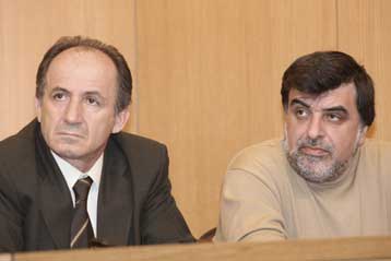 ΑΔΕΔΥ και ΓΣΕΕ κατά της άρσης της μονιμότητας στο Δημόσιο