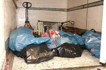 Κατάσχεση αλλοιωμένων κρεάτων από κρεοπωλείο της Κεντρικής Αγοράς Πειραιά