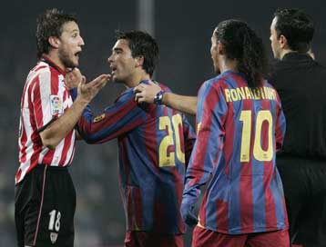 Δύο αγωνιστικές στον Ντέκο επειδή τράβηξε τα μαλλιά του Γκουρπέγκι