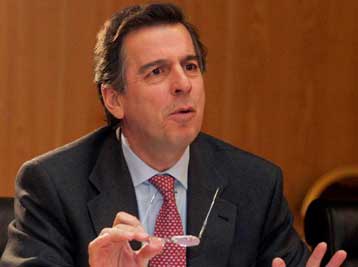 Θλιβερή ουραγός η Ελλάδα στις σταθερές ευρυζωνικές συνδέσεις, παραδέχεται ο Μ.Λιάπης