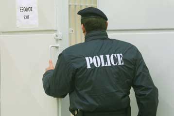 Σε ισχύ από την Τετάρτη η ελληνοαμερικανική συμφωνία για έκδοση υπόπτων