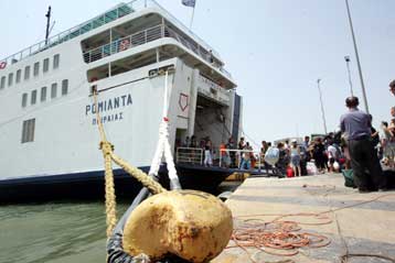 Απλήρωτα τα πρόστιμα για τις καθυστερήσεις των πλοίων κατά το περσινό καλοκαίρι