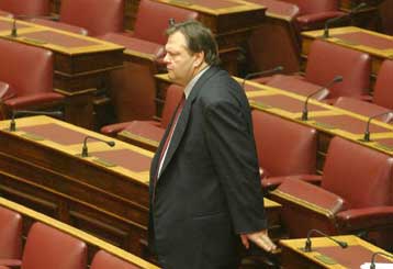 Πυροτέχνημα η αναθεωρητική πρωτοβουλία της κυβέρνησης κατά τον Ευ.Βενιζέλο