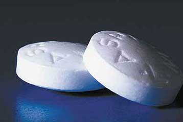 Η ασπιρίνη προστατεύει τους άνδρες στην καρδιά, τις γυναίκες στον εγκέφαλο