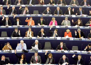 Το Ευρωκοινοβούλιο απορρίπτει τη συμφωνία για τον κοινοτικό προϋπολογισμό 2007-2013