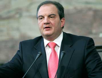 Στο Πεκίνο από την Πέμπτη για τριήμερη επίσημη επίσκεψη ο Κώστας Καραμανλής