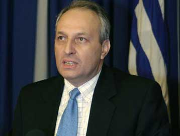 Ψυχραιμία αναφορικά με τη γρίπη των πτηνών συνιστά ο Ευ.Μπασιάκος