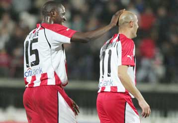 Αγαπώ τον Ολυμπιακό και θέλω να μείνω άλλα 10 χρόνια όπως ο Τζόρτζεβιτς, λέει ο Τουρέ