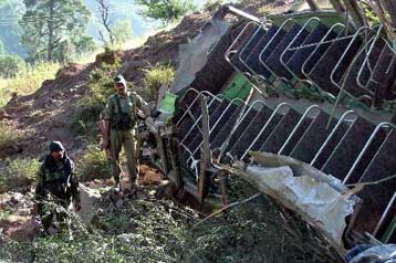 Νέα τραγωδία με 53 νεκρούς στους επικίνδυνους ορεινούς δρόμους του ινδικού Κασμίρ