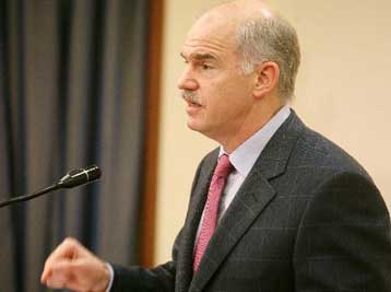 Ανοιχτή, εφ όλης της ύλης συζήτηση στο Πολιτικό Συμβούλιο του ΠΑΣΟΚ στην Ανάβυσσο