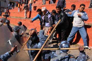 Είκοσι τρεις νεκροί από συγκρούσεις μαοϊστών ανταρτών και στρατού στο Νεπάλ