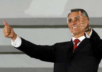 Νέος πρόεδρος της Πορτογαλίας ο Ανιμπαλ Καβάκο Σίλβα