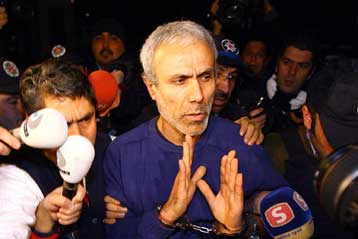 Έως το 2010 θα παραμείνει φυλακισμένος ο Αλί Αγτζά