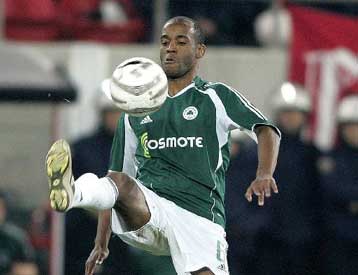 Αδεια από την προπόνηση του Παναθηναϊκού πήρε ο Φλάβιο Κονσεϊσάο