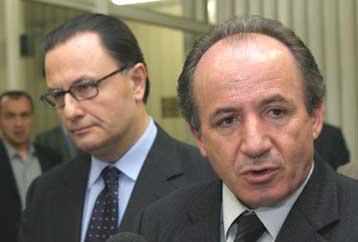 Το σύνολο των εργασιακών σχέσεων θέτει επί τάπητος η κυβέρνηση