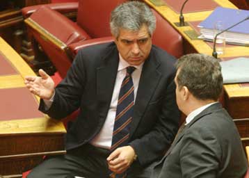 Παρατυπίες στους πίνακες διορισθέντων εκπαιδευτικών καταγγέλλουν βουλευτές του ΠΑΣΟΚ