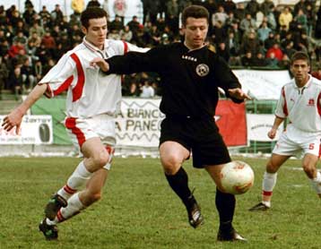 Τα βρήκε ο Κοντέων με τον Πανσερραϊκό και άνοιξε ο δρόμος προς τον ΠΑΟΚ για Μελίσση