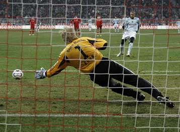 Η Μπάγερν υποτίμησε την Μάιντς και έφτασε να την αποκλείσει στο 115