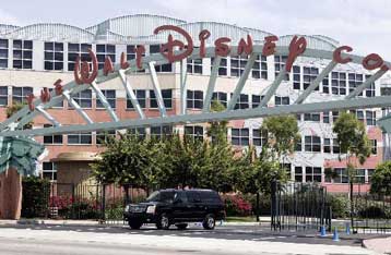 Στην εξαγορά της Pixar έναντι 7,4 δισ. δολαρίων προχωρά η Disney