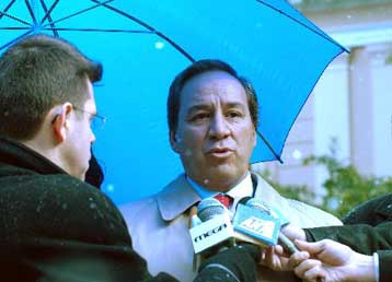 Στο 100% θα αυξηθεί σταδιακά η παρακράτηση φόρου από ΑΕ και ΕΠΕ