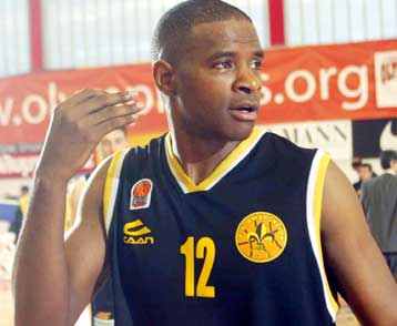 Σε δύο δόσεις έφτασε η Ολίμπια Λιουμπλιάνας στην Αθήνα-Έρχεται… τρέχοντας ο Όλιβερ