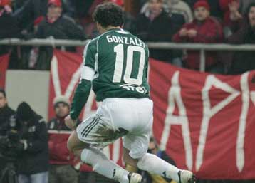 Πρόταση τετραετούς ανανέωσης συμβολαίου στον Γκονσάλες από τον ΠΑΟ