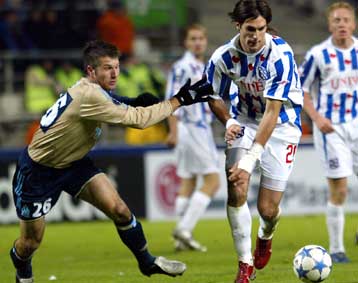 Έχω συμφωνήσει με την Μάντσεστερ Σίτι και περιμένω την Χέερενφεεν, λέει ο Σαμαράς