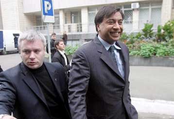 Προσφορά ύψους 18,6 δισ. ευρώ για την εξαγορά της Arcelor υπέβαλε η Mittal Steel