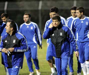 Ο Οτο Ρεχάγκελ απάντησε στους ευρωπαίους