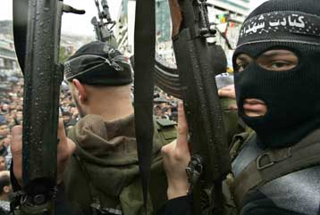 Τεταμένη η ατμόσφαιρα στα παλαιστινιακά εδάφη από διαμαρτυρίες οπαδών της Φατάχ