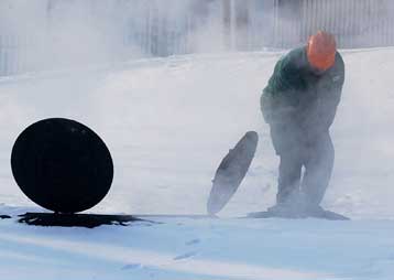 Tους 199 έφτασαν οι νεκροί από το ψύχος στην Πολωνία – Προβλήματα και στην Ιταλία