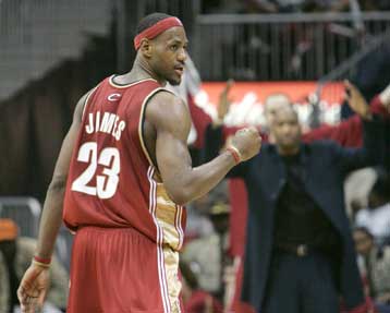 Μία ακόμα νίκη για τους Καβαλίερς με σπουδαία εμφάνιση από τον ΛεΜπρόν Τζέιμς