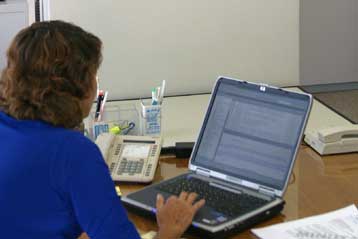 Ιός από το ηλεκτρονικό ταχυδρομείο θα επιχειρήσει να βανδαλίσει αρχεία