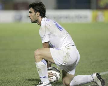 Ο Αρης απέκτησε τον Σκαρμούτσο και απέρριψε πρόταση του Αιγάλεω για Σανχούρχο