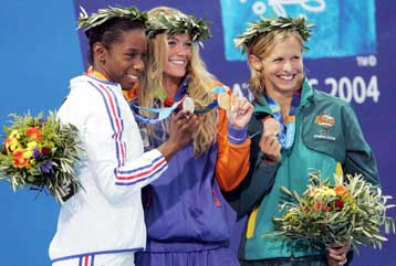 Παγκόσμιο ρεκόρ από τη Λίμπι Λέντον στα 100μ. ελεύθερο γυναικών