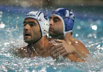 Παραμένει αήττητος ο Ολυμπιακός στη… στροφή του πρωταθλήματος, 10-6 τη Βουλιαγμένη