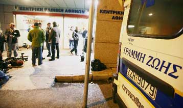 Θύμα ξυλοδαρμού ο πρόεδρος της ΓΣΕΕ Χρήστος Πολυζωγόπουλος