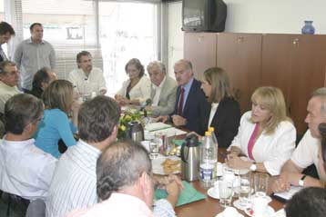 Παραιτήθηκε από την επιτροπή Εκλογικών Διαδικασιών του ΠΑΣΟΚ ο Αντώνης Κοτσακάς