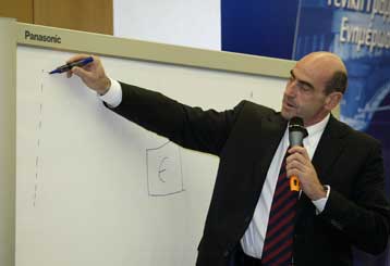 Πολιτικός σεισμός από το σκάνδαλο παρακολούθησης κινητών τηλεφώνων