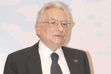 Κανένα θέμα εξωτερικής πολιτικής με αφορμή το σκάνδαλο υποκλοπών εκτιμά η κυβέρνηση