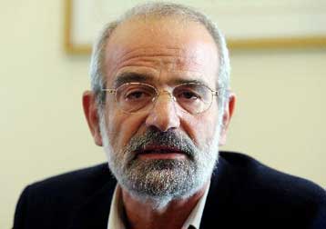 Ακραία ενέργεια παραβίασης του Συντάγματος, λέει για τις υποκλοπές ο Αλ.Αλαβάνος