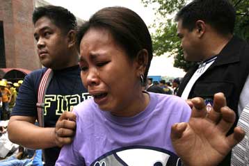 Εβδομήντα τρεις άνθρωποι ποδοπατήθηκαν μέχρι θανάτου σε στάδιο των Φιλιππίνων