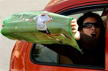 Έριξε τα… τείχη η Κύπρος και υποδέχθηκε τον Μάρκο Παγδατή